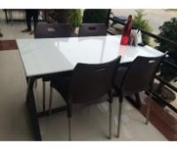 Dining Tables In Bangalore